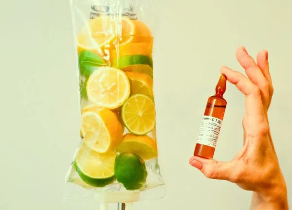 sueroterapia de vitamina c como apoyo al tratamiento de cáncer